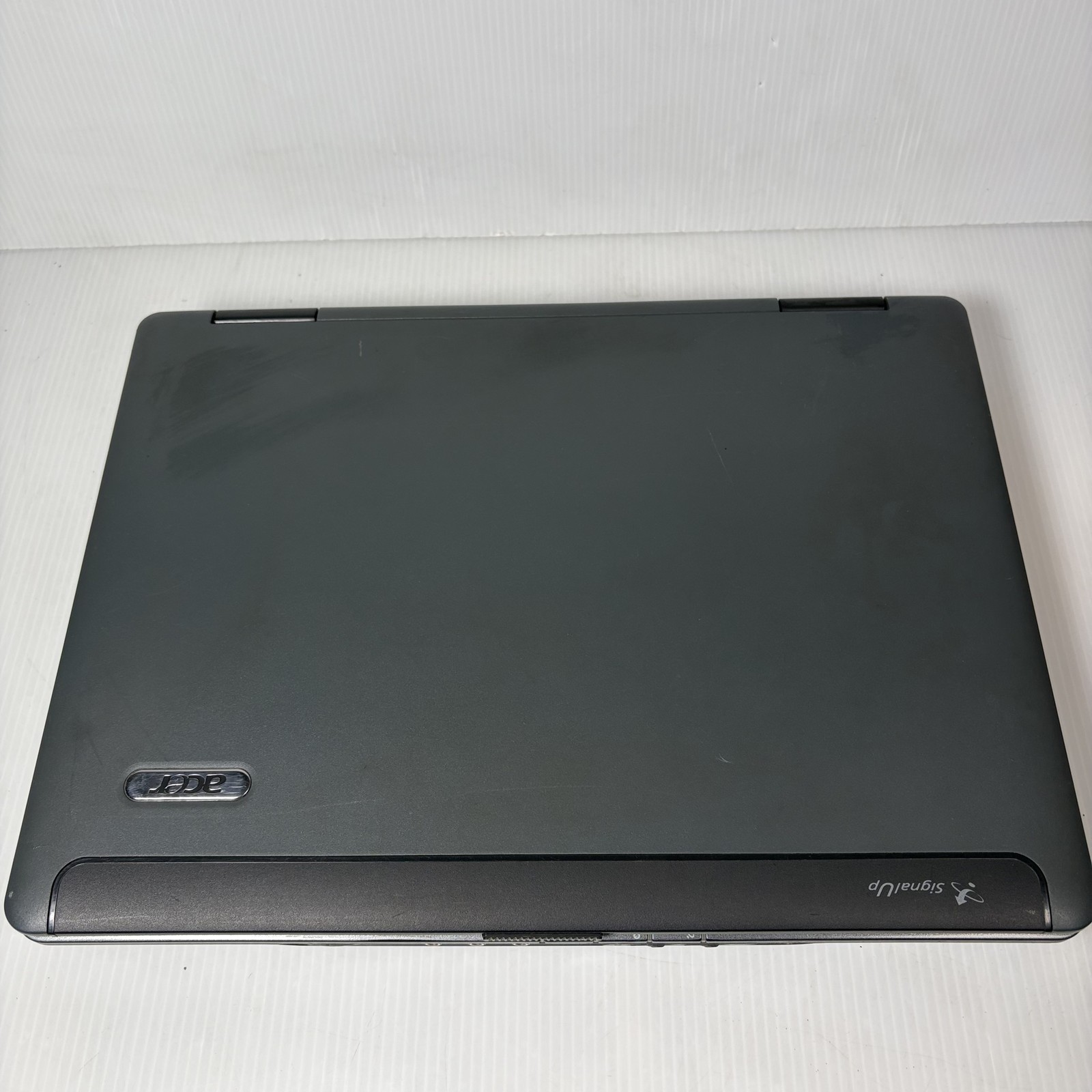 AS IS Acer TravelMate 5720-6722 15.4″ Laptop Intel Core 2 Duo 120GB HDD Win XP