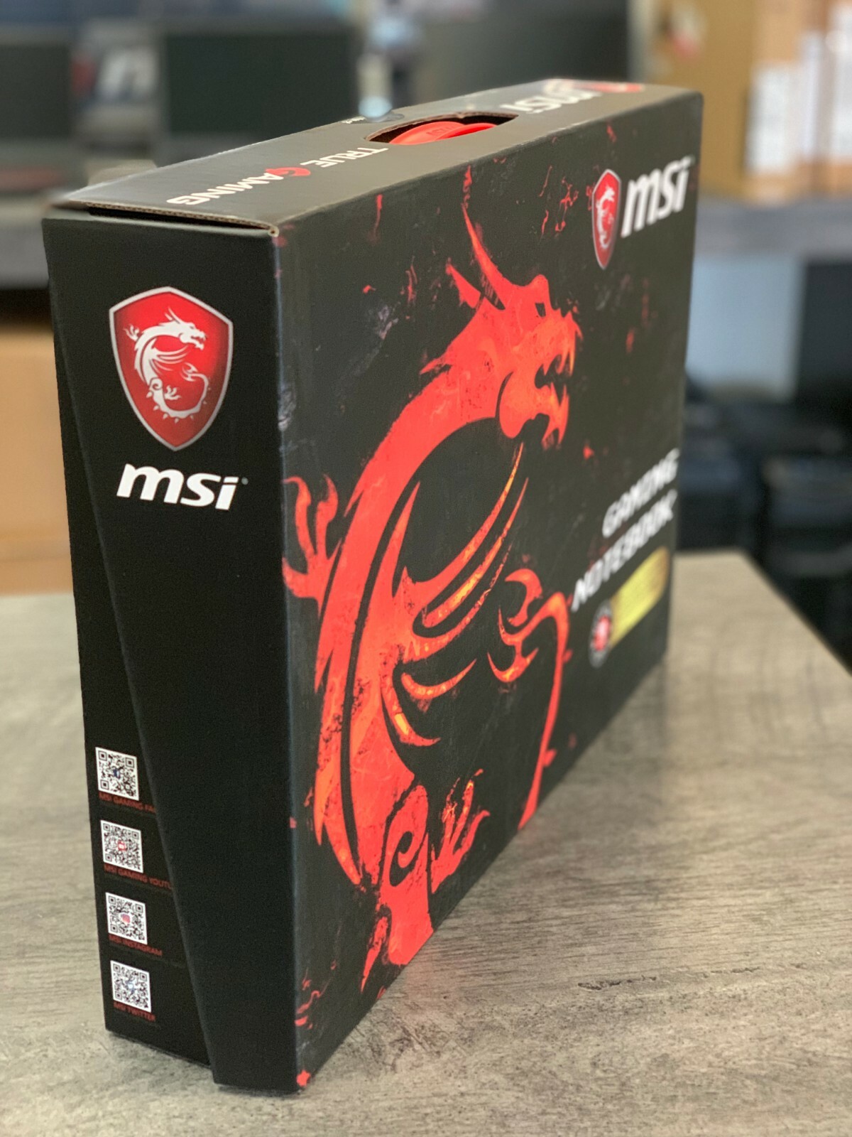 MSI GL63 8RD-210, Core i7-8750H, 256GB SSD+1TB, 8GB, nVIDIA GTX 1050Ti 4GB Win10