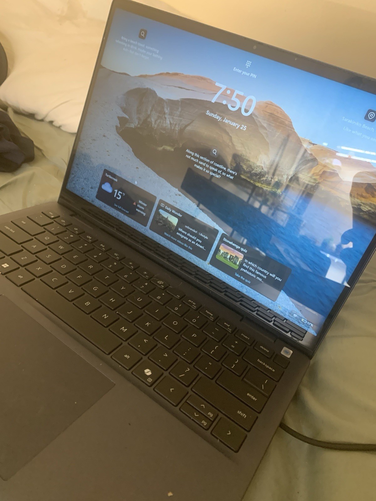HP Black Notebook Laptop Windows 10 Built-in Webcam Wi-Fi Integrated Graphics