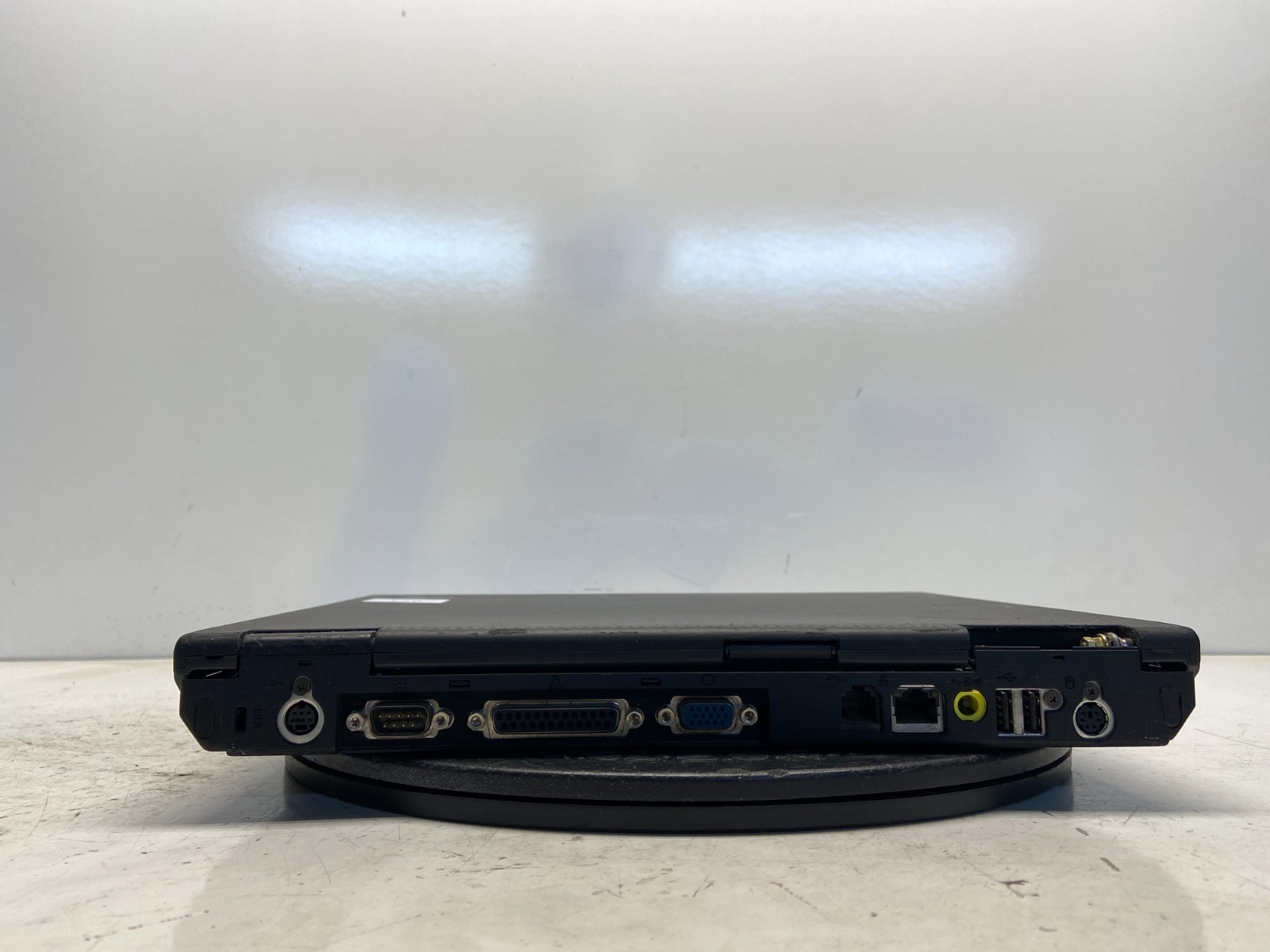 IBM ThinkPad T23 Intel Pentium III 1.13GHz 512 MB NO HDD READ