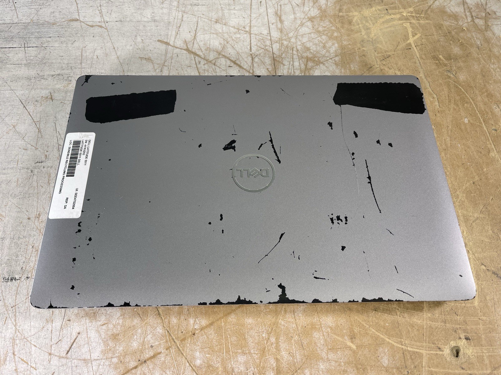 DELL LATITUDE 5511 i7-10850H @ 2.70 GHz, 8GB RAM, NO HDD/OS