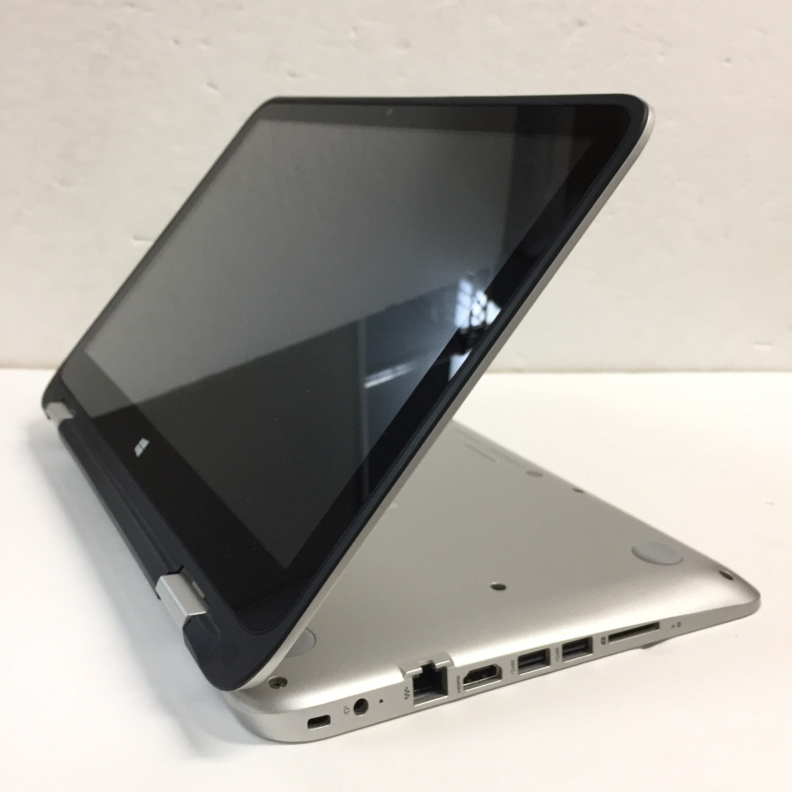 *Bad Battery*HP Pavilion 13-a110dx 13.3 Touch Laptop/i3-5010U/4GB/500GB HDD/W10H