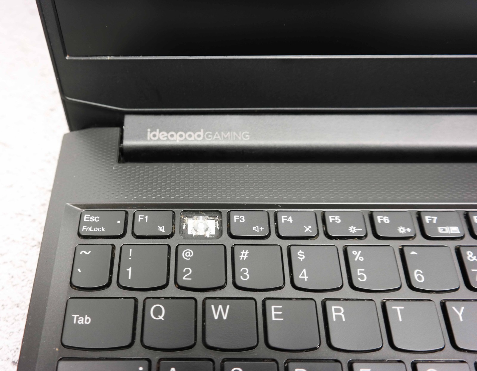 Lenovo IdeaPad Gaming 3 15ACH6 15.6″ Ryzen 5 Laptop BROKEN