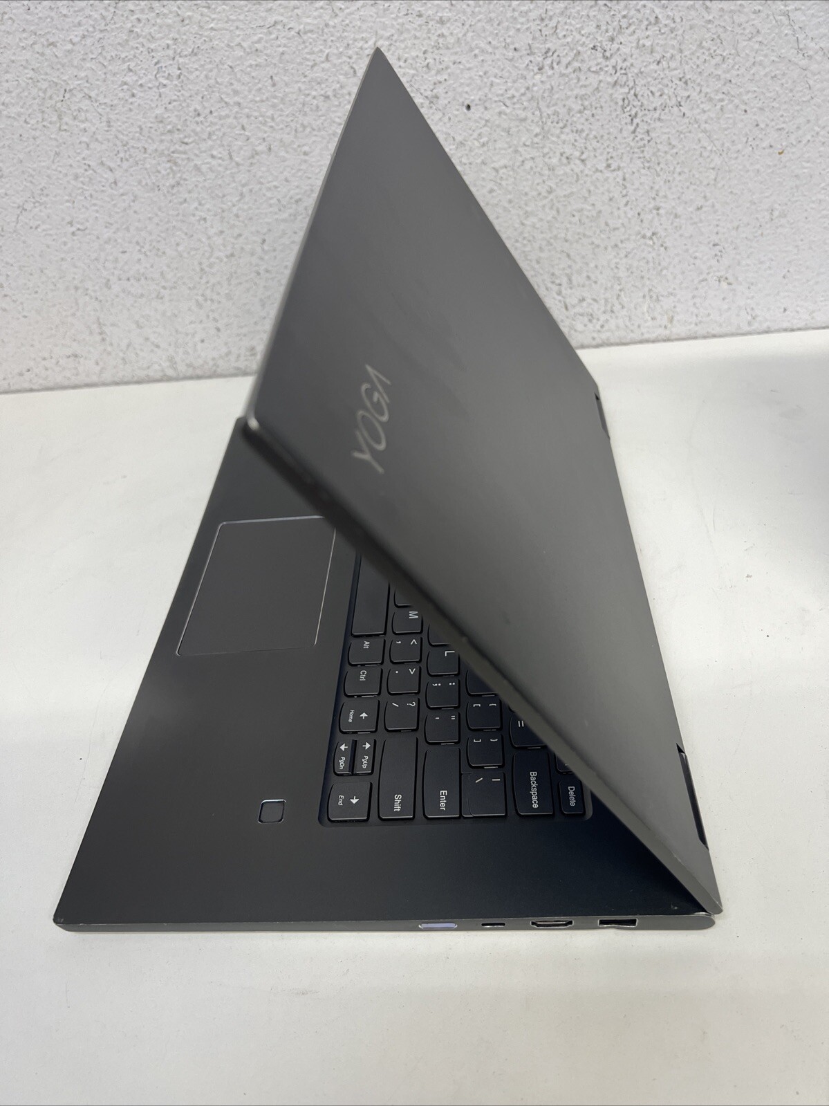 Lenovo YOGA 700-11ISK TOUCH 2-IN-1 Intel Core i5-8250U 1.60GHz 8GB 256 SSD Win11