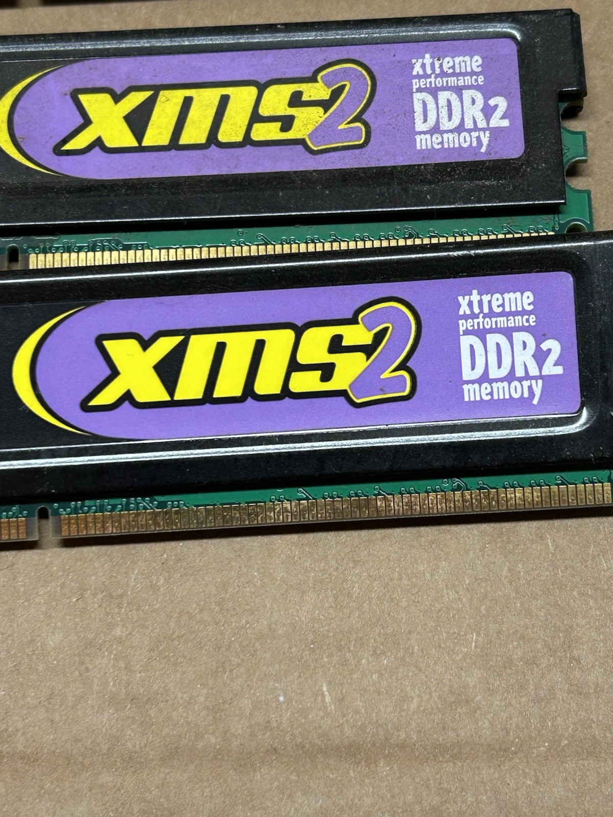 CORSAIR 512MBX4 2GB SINGLE CHANNEL DDR2 CM2X512A-6400 Pulled In Working Order