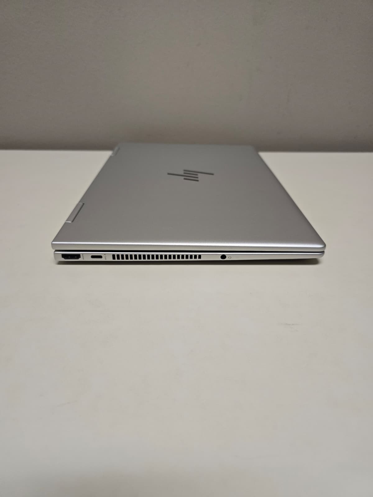 HP Envy x360 14-ES 2-in-1 Touchscreen | Core 5 120U 8GB RAM 512GB NVMe SSD | FHD