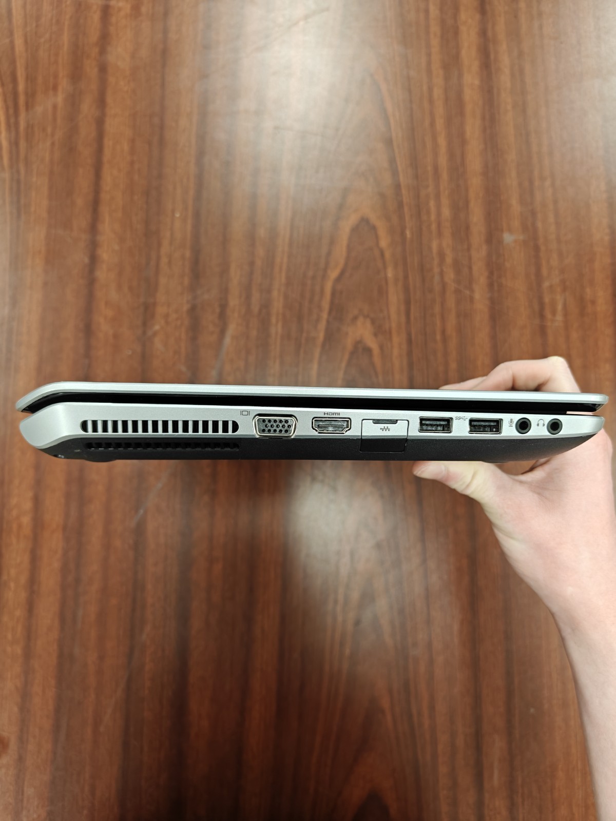 (No Power) HP Envy dv6 Laptop W. 6 GB RAM No HDD
