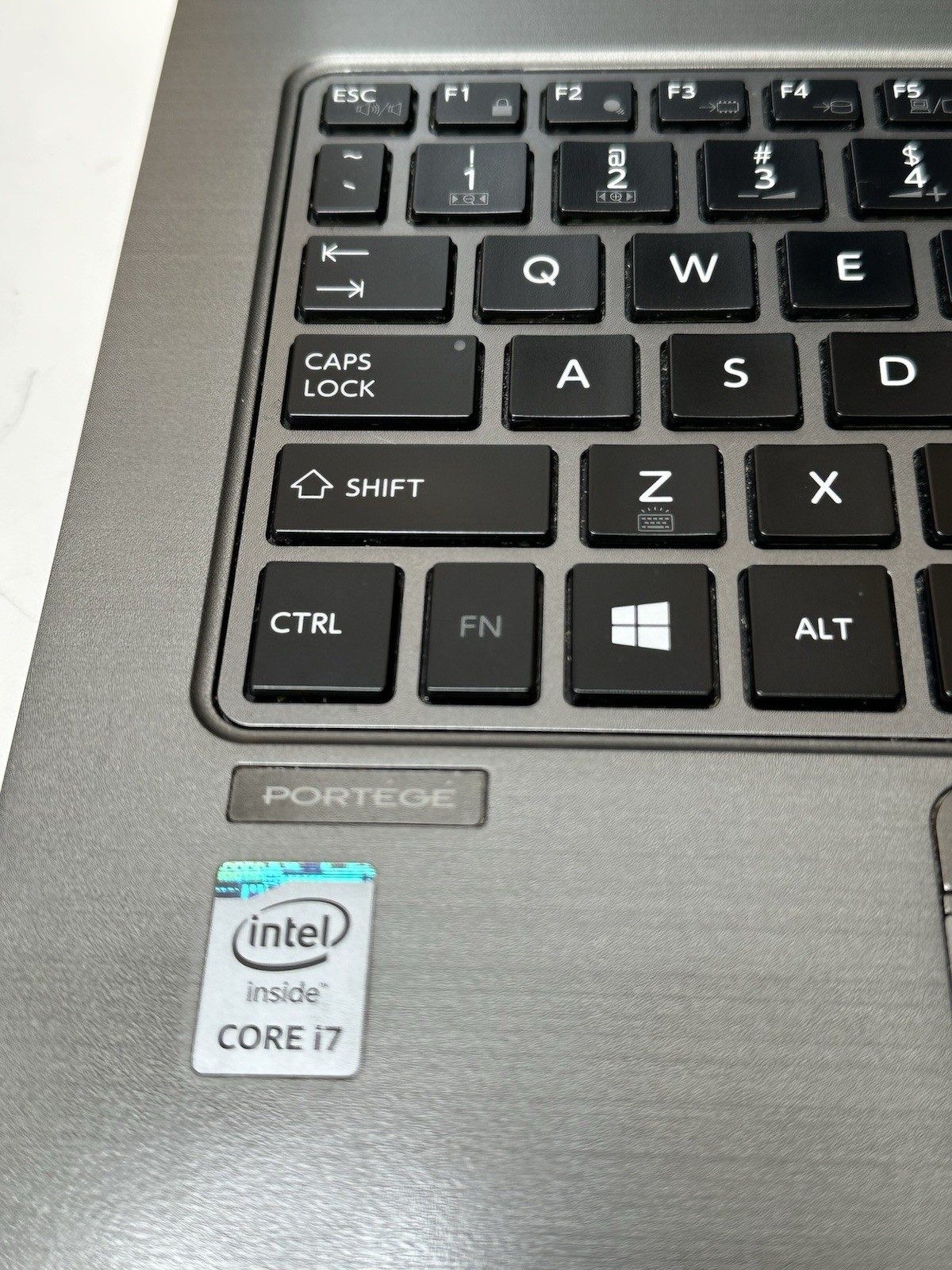 Toshiba Portege Z30-B Core i7-5500U 120GB SSD, 8GB Ram (NO OS NO POWER SUPPLY )