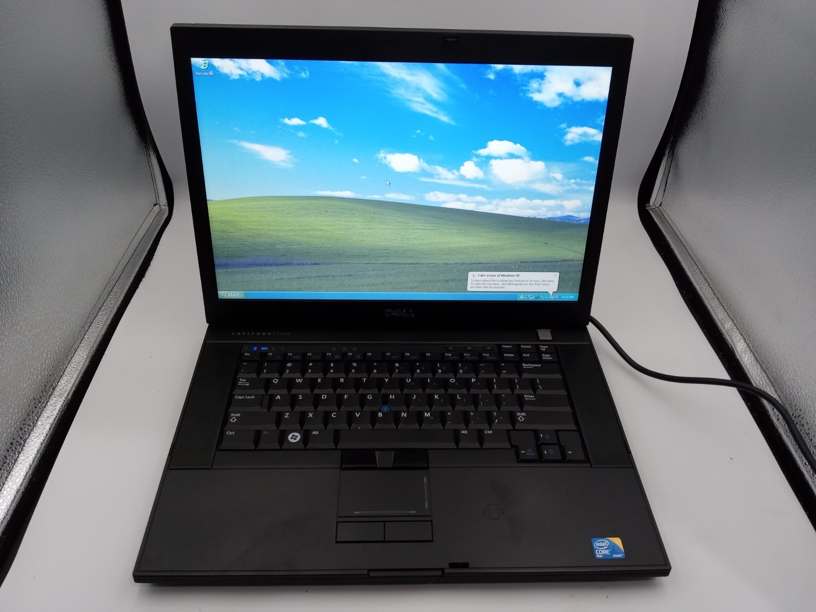 Dell Latitude E6500 15″ Laptop C2D 2GB RAM 320GB HDD WinXP NVS160M *READ* -RR