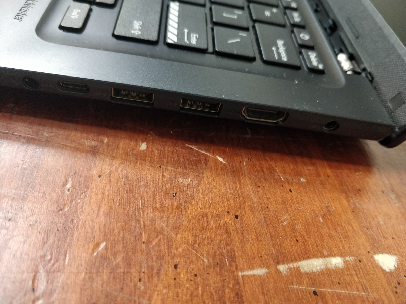 Asus Vivobook X1404Z INTEL CORE I3-1215U@1.20GHz 8GB RAM NO DRIVE PARTS 8832