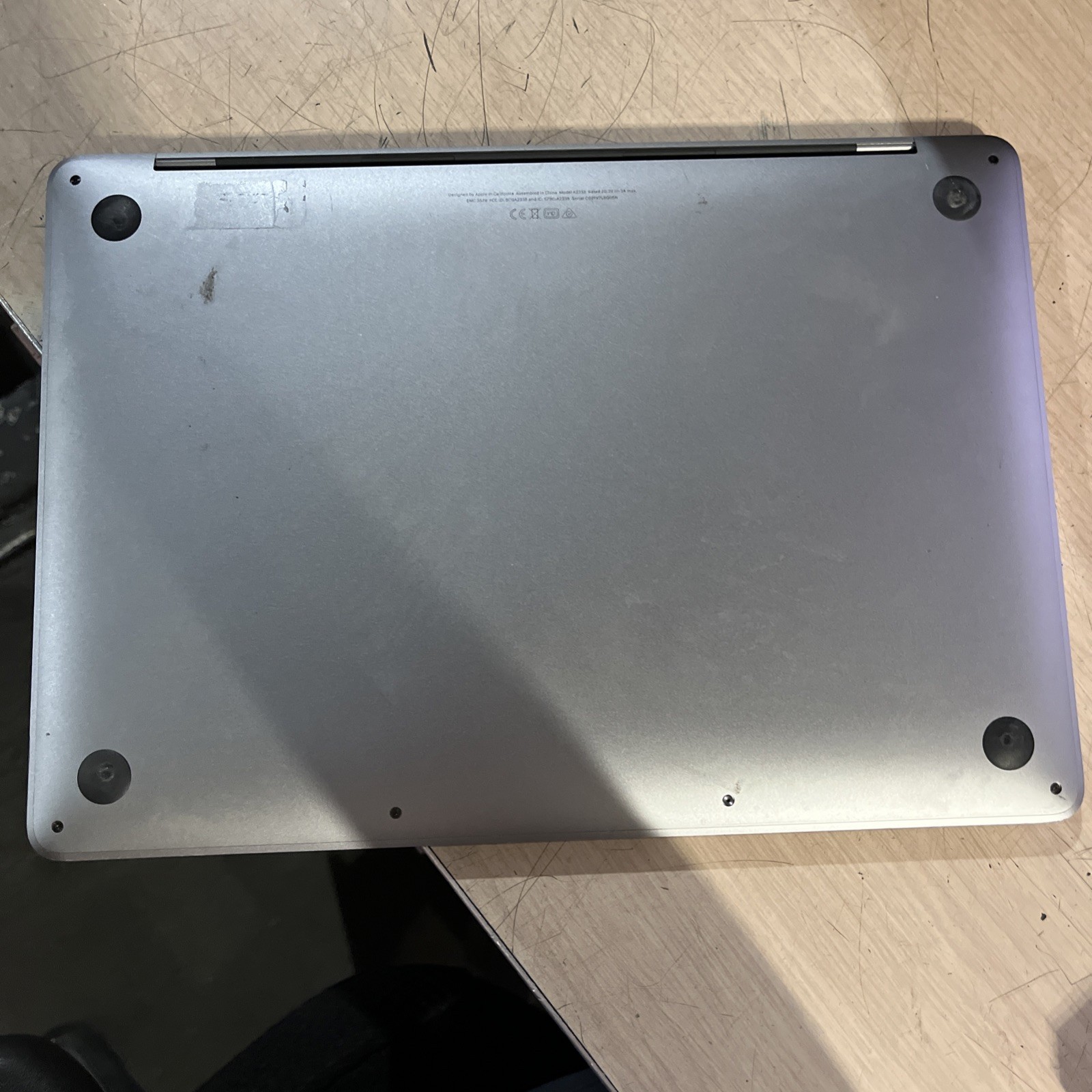 APPLE MACBOOK PRO “M1″ 8 CPU/8 GPU 13” 3.2GHZ 8GB RAM 256SSD