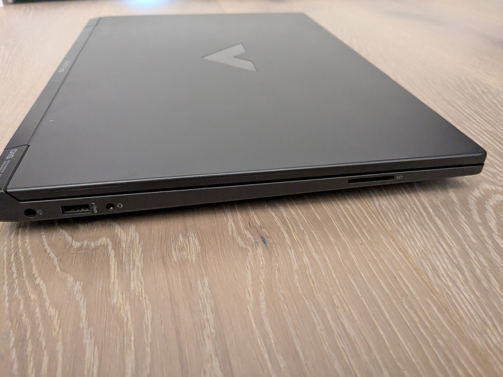 HP Victus 15 Gaming Laptop 144Hz RX 6550M Ryzen 5 7535HS 16GB DDR5 RAM 512GB SSD