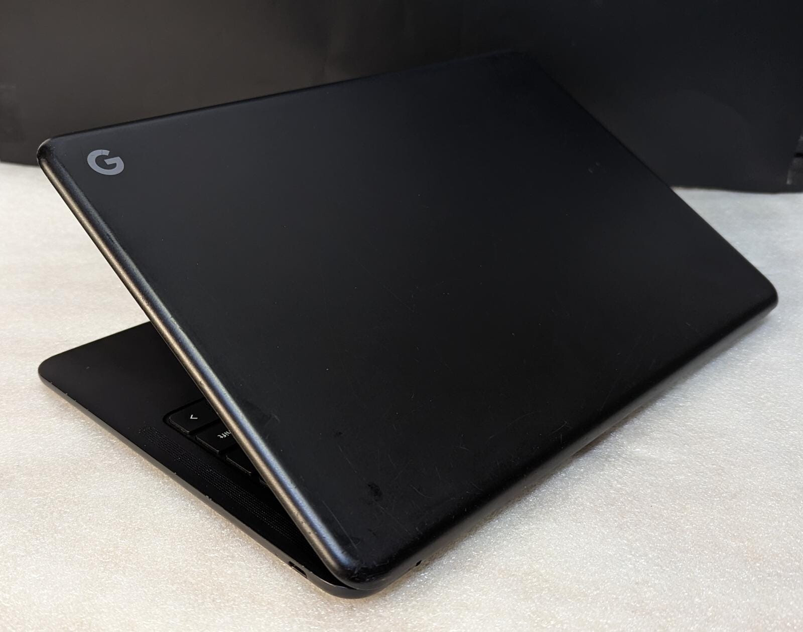 Google Pixelbook 13.3″ Intel Core i5 8th Gen. 1.30GHz – 128GB – 8GB