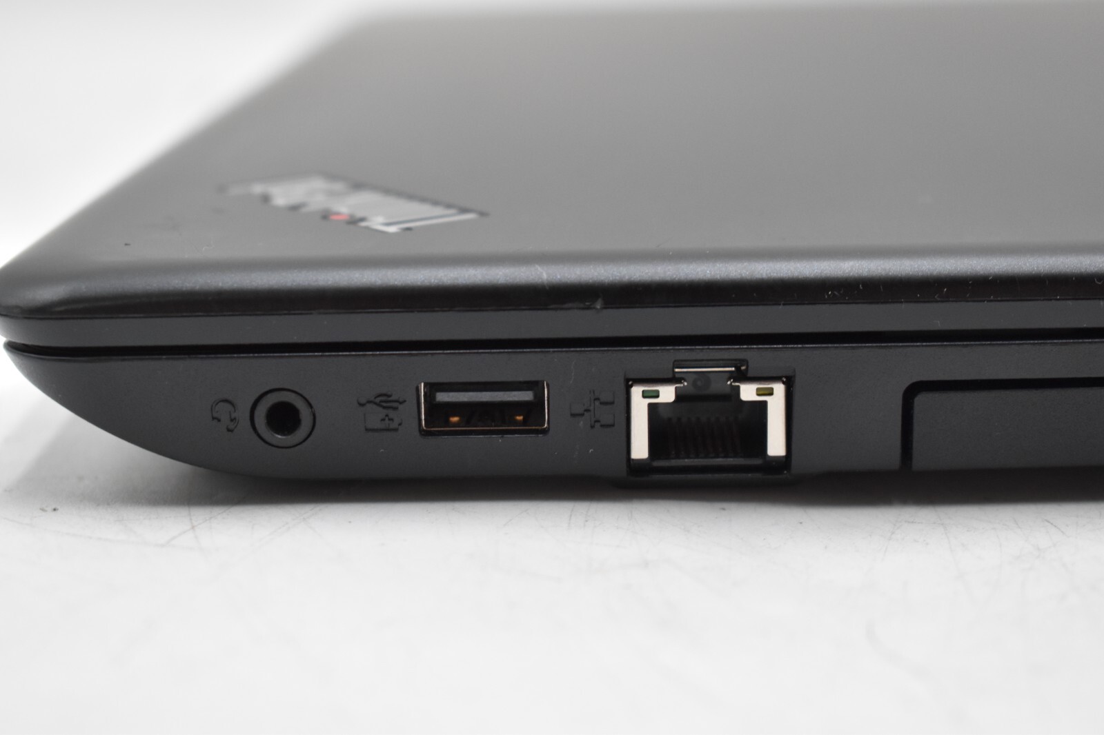 15.6″ Lenovo Thinkpad E570 Laptop i5-6200U 2.30GHz 8GB RAM 128GB SSD WIN10 *READ