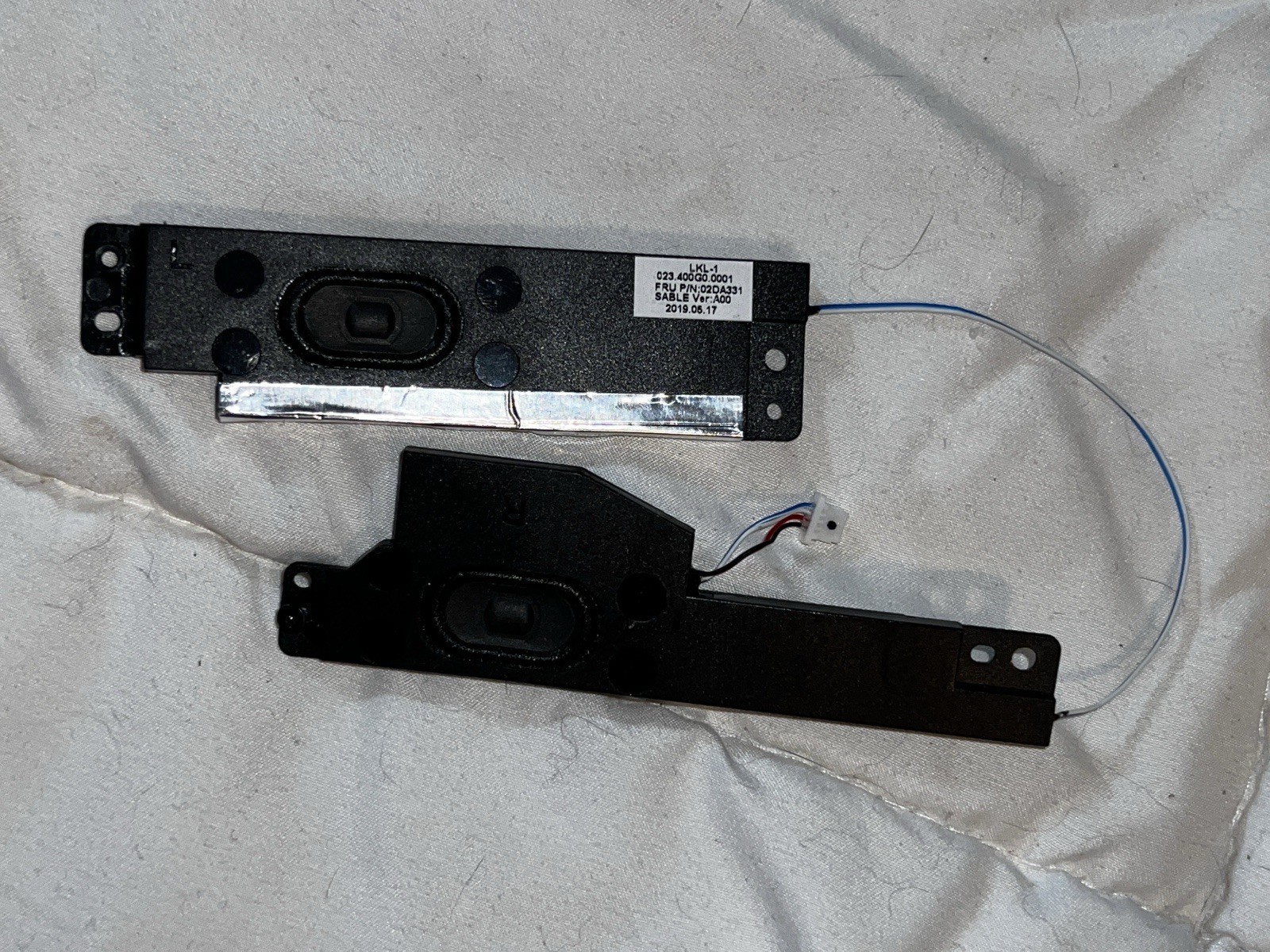 Lenovo Yoga c740-15iml Speakers