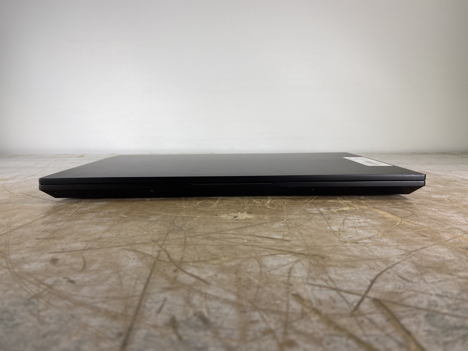 INTEL NUC X15 I7-12700H @ 1.70GHz, 16GB RAM, NO HDD/OS – (FOR PARTS)