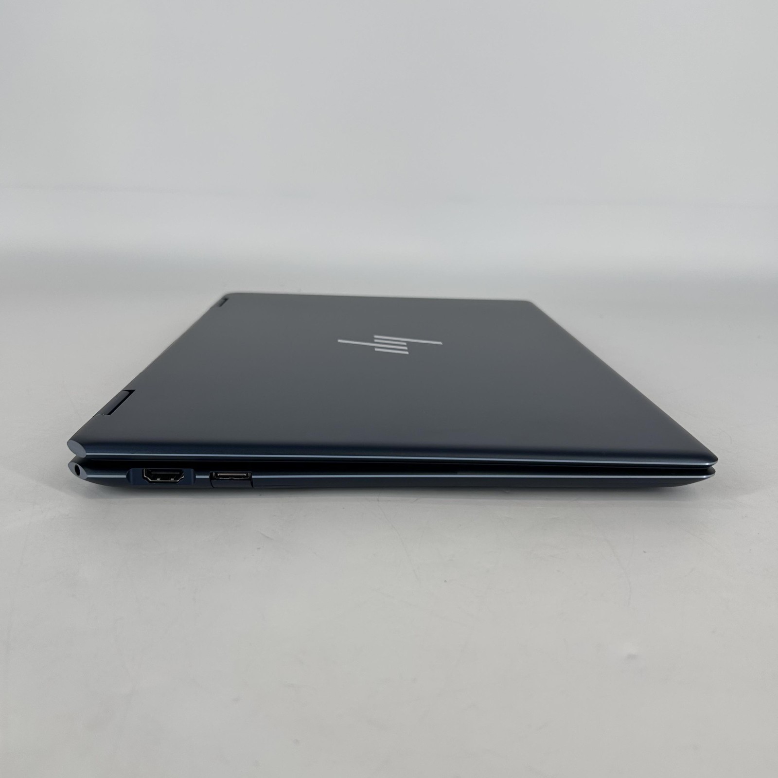 HP Spectre 16 x360 FHD+ TOUCH 2.3 GHz i7-12700H 16GB 512GB SSD Excellent