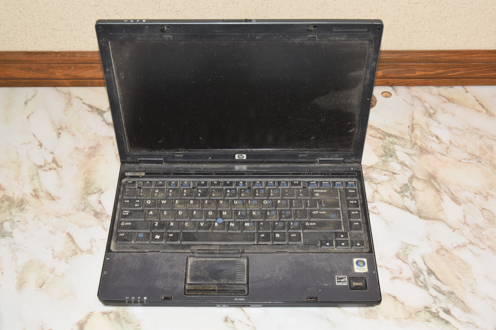 Dead Junk HP Compaq 6910p 14.1″ Laptop Incomplete AS IS Parts Repair