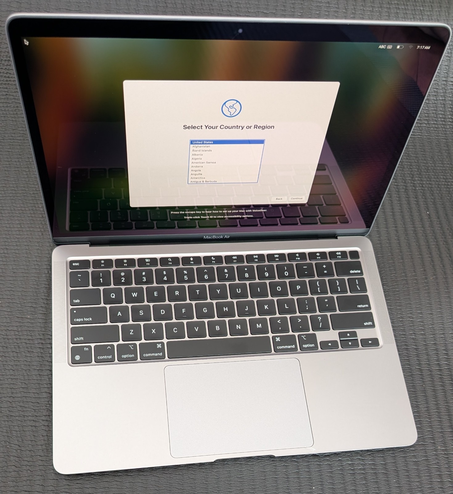 2020 Macbook Air Apple M1 16GB RAM 256GB SSD NEVER Used MINT Condition! Grade A!
