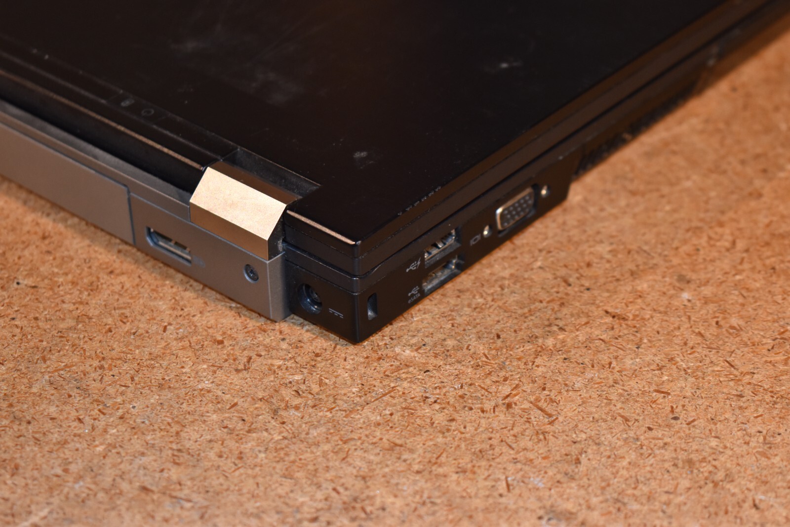 Dell Latitude E6500 Core 2 Duo 4GB RAM 250GB HDD Windows XP NVidia NVS 1440×900