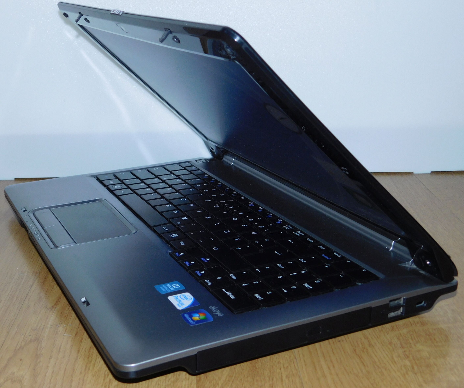 15,6″ Laptop Notebook Medion E5218 MD98120 2x 2,2 GHz 500GB 4GB Win 7 WLAN HDMI