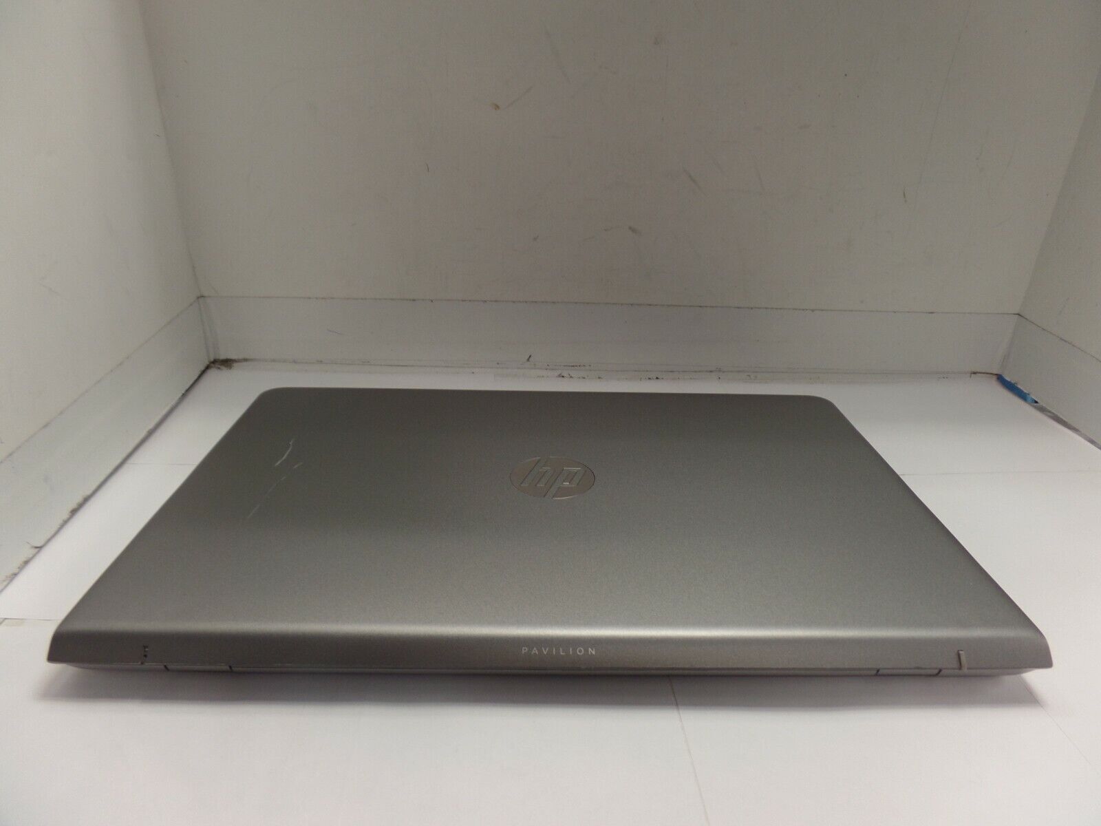 HP Pavilion 15.6? 15-CC020nr Touch FHD 1920×1080 2.7GHz i7-7500U 12GB 1TB SSD