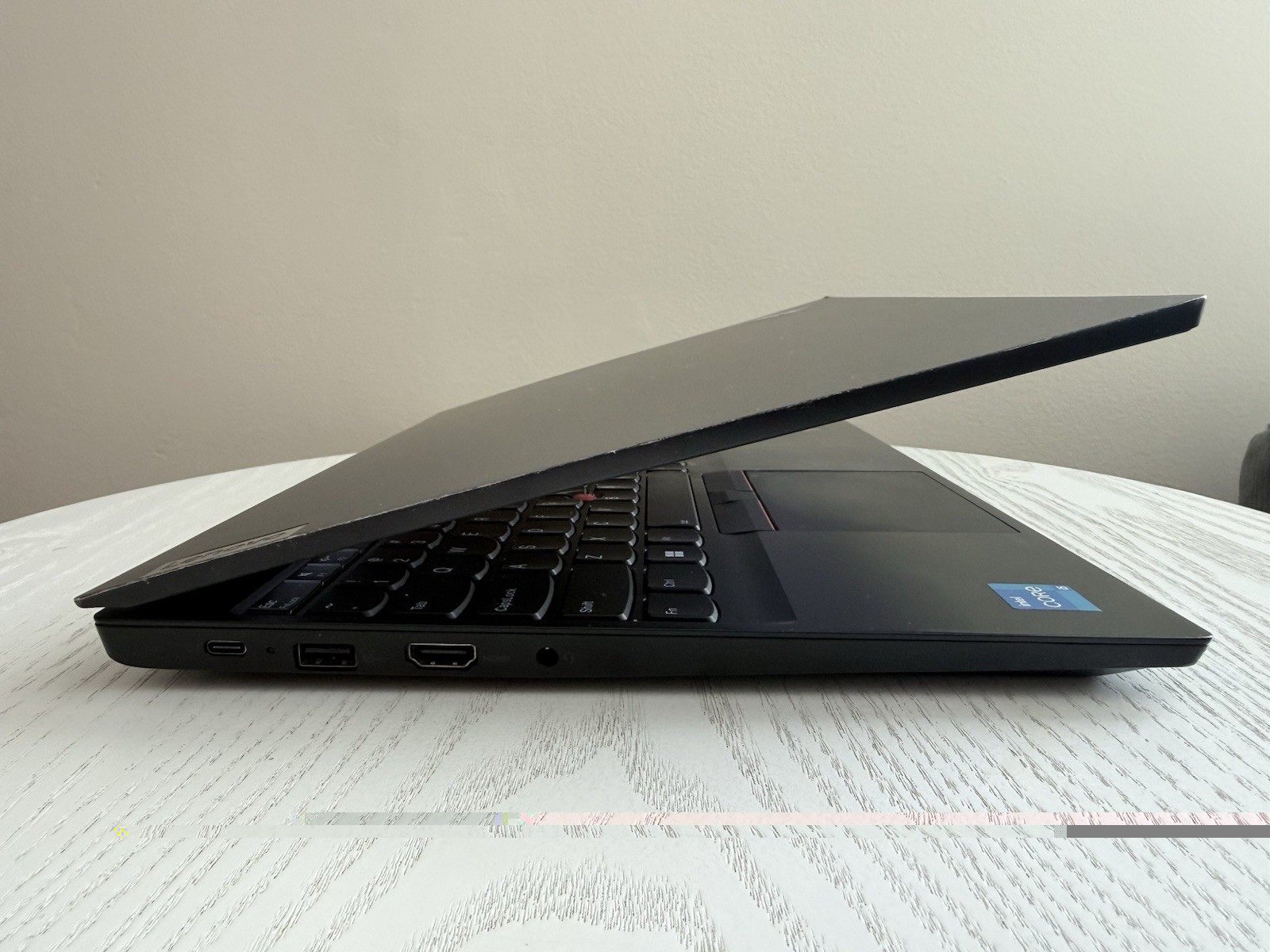 Lenovo ThinkPad E15 gen 2, i5-1135g7, 2.40 GHz, 8gb Ram, 256gb NVMe, Win 11 Pro