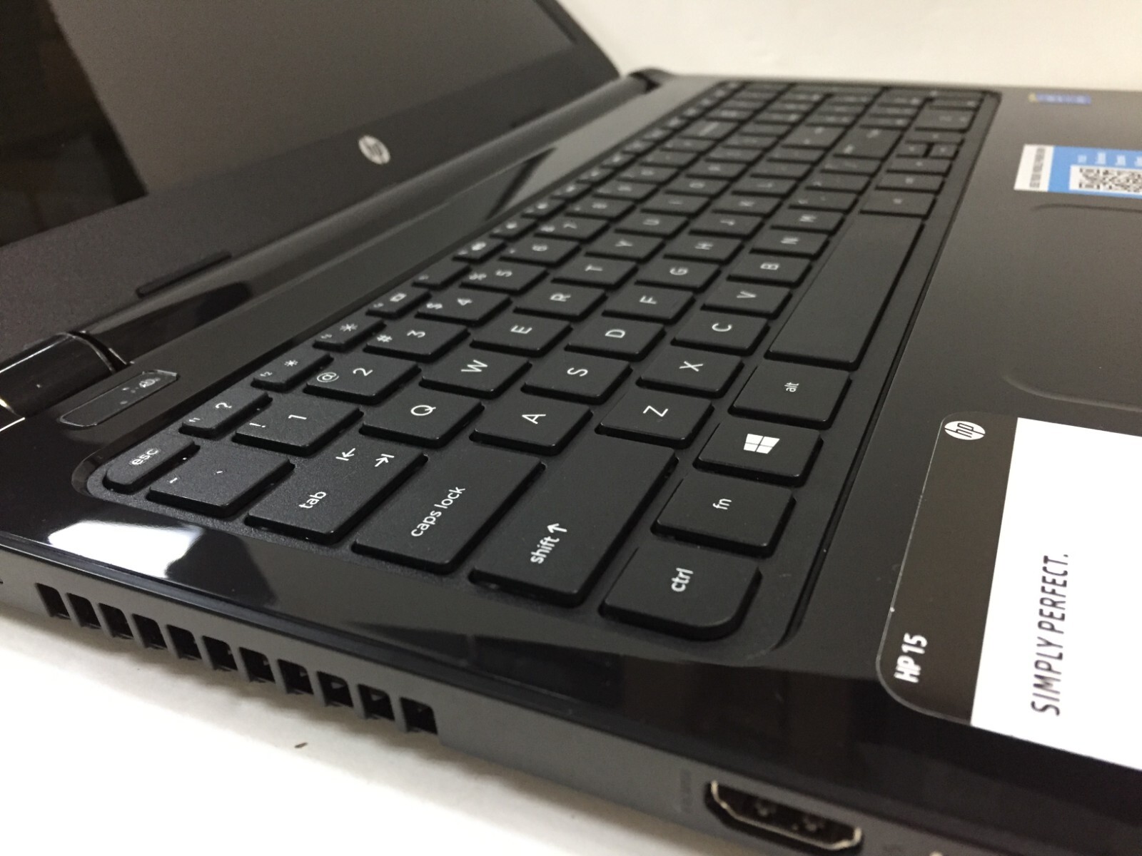 *Bad Battery* HP 15-r210dx 15.6″ Laptop/i5-5200U/6GB RAM/750GB HDD/Win8.1, Black