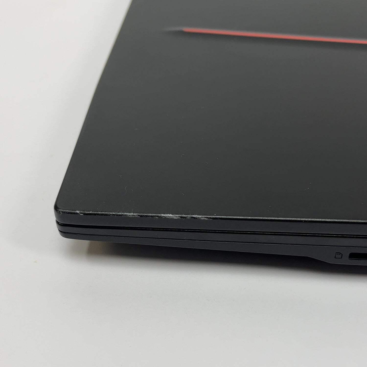 MSI Raider GE75 i7-10750H 16GB RAM 1TB SSD 512GB SSD GeForce RTX 2080 Super