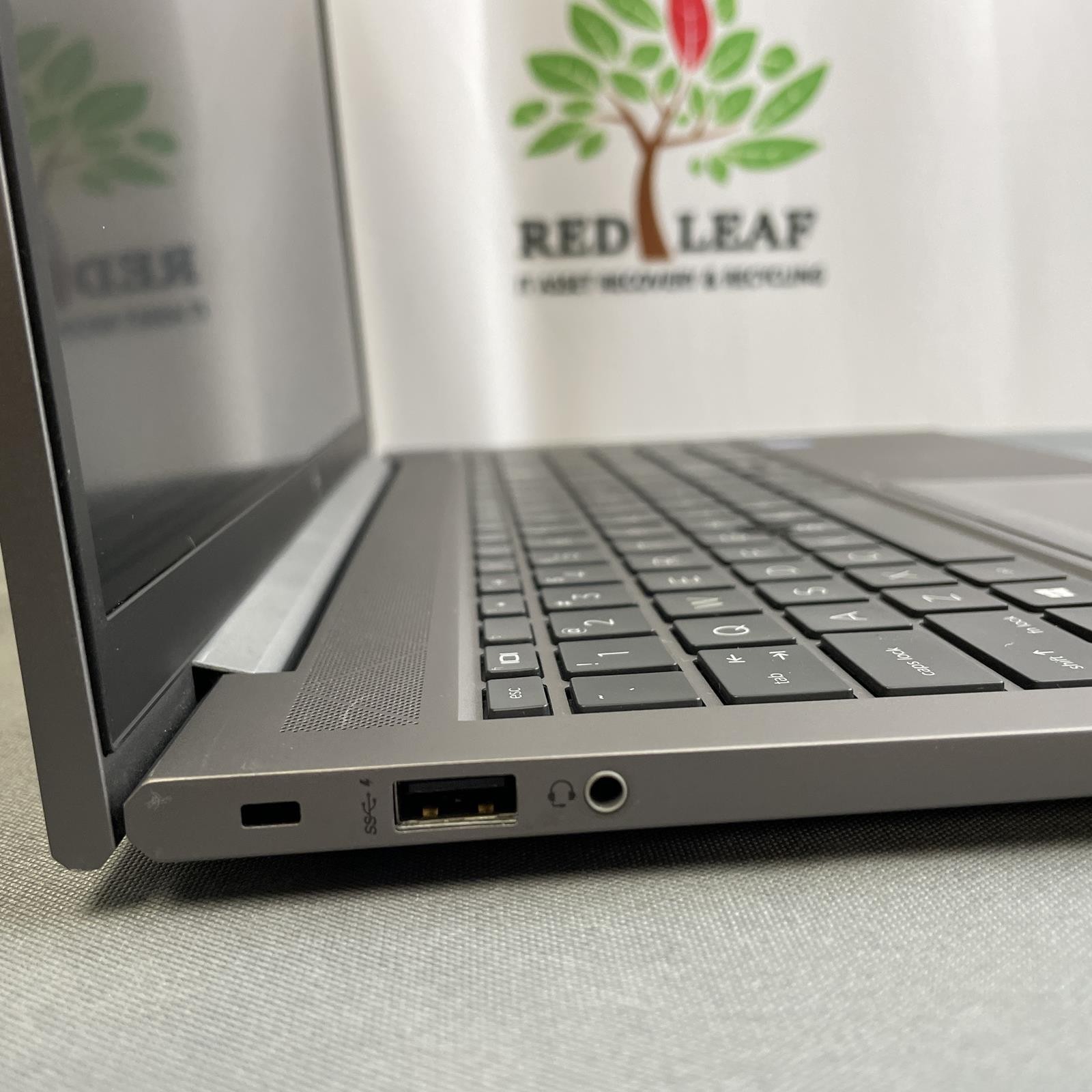 HP ZBook Firefly 15 G8 FHD, Core i5-1145G7, 16GB RAM, 256GB NVMe (See Photos)