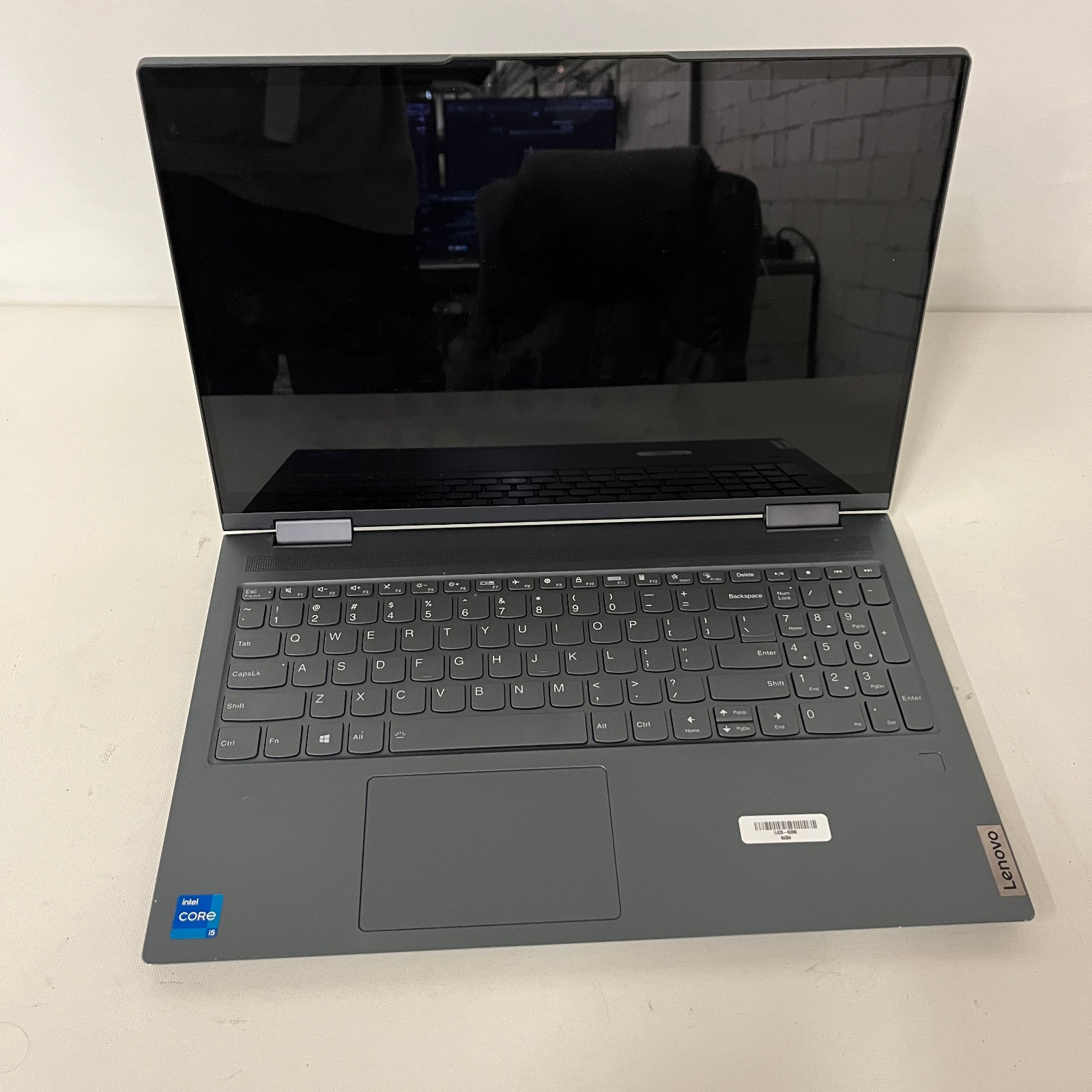 Lenovo Yoga 7 15 i5-1135G7 @2.40GHz | 256GB NVMe | 8GB RAM | No OS