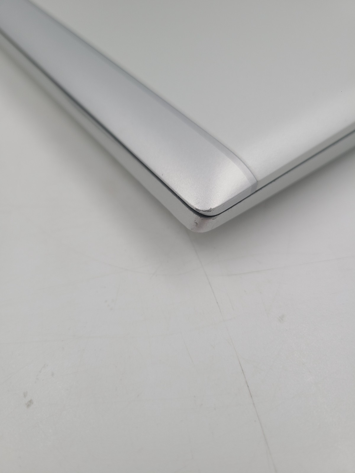 HP EliteBook 840 G8 i7-1165G7 2.80GHz 16GB Ram 512GB SSD Win 11 Pro