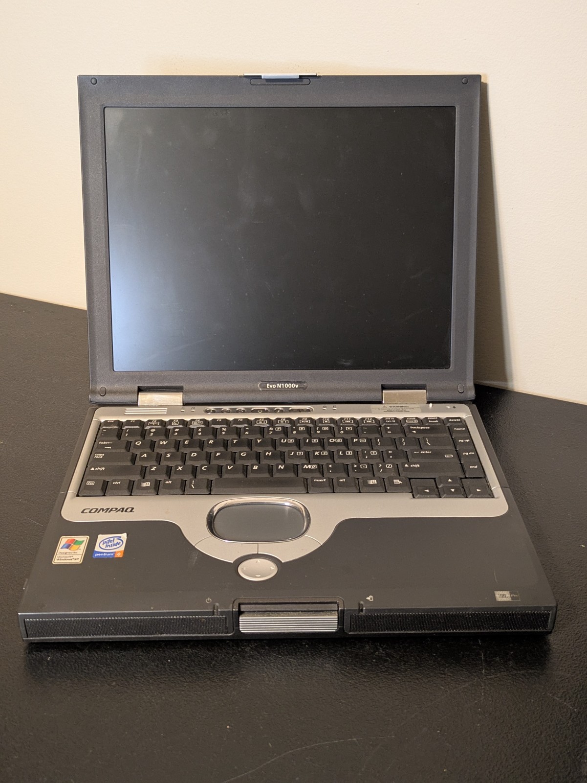 PARTS REPAIR Compaq N1000v Vintage Laptop Series PP2140 Model 1456QL1T NO POWER