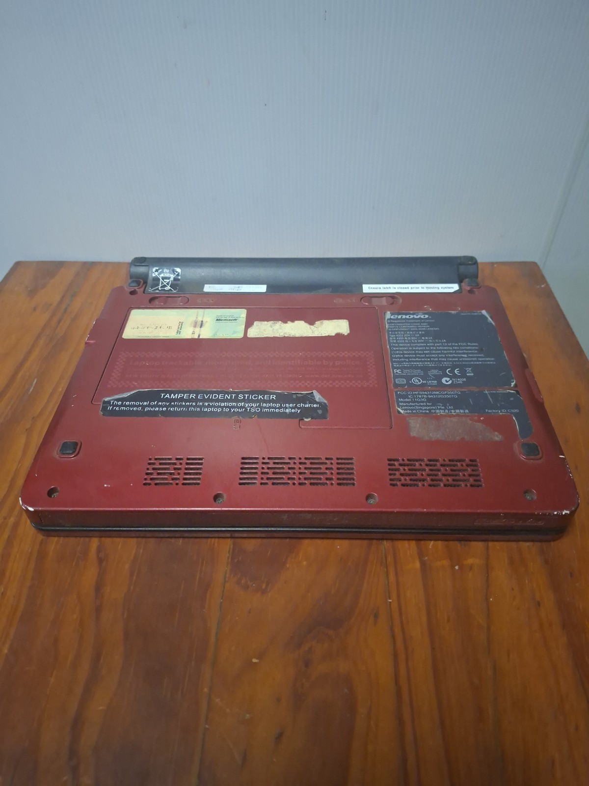 Lenovo Ideapad S10e Laptop Turns On For Parts Or Repair Locked