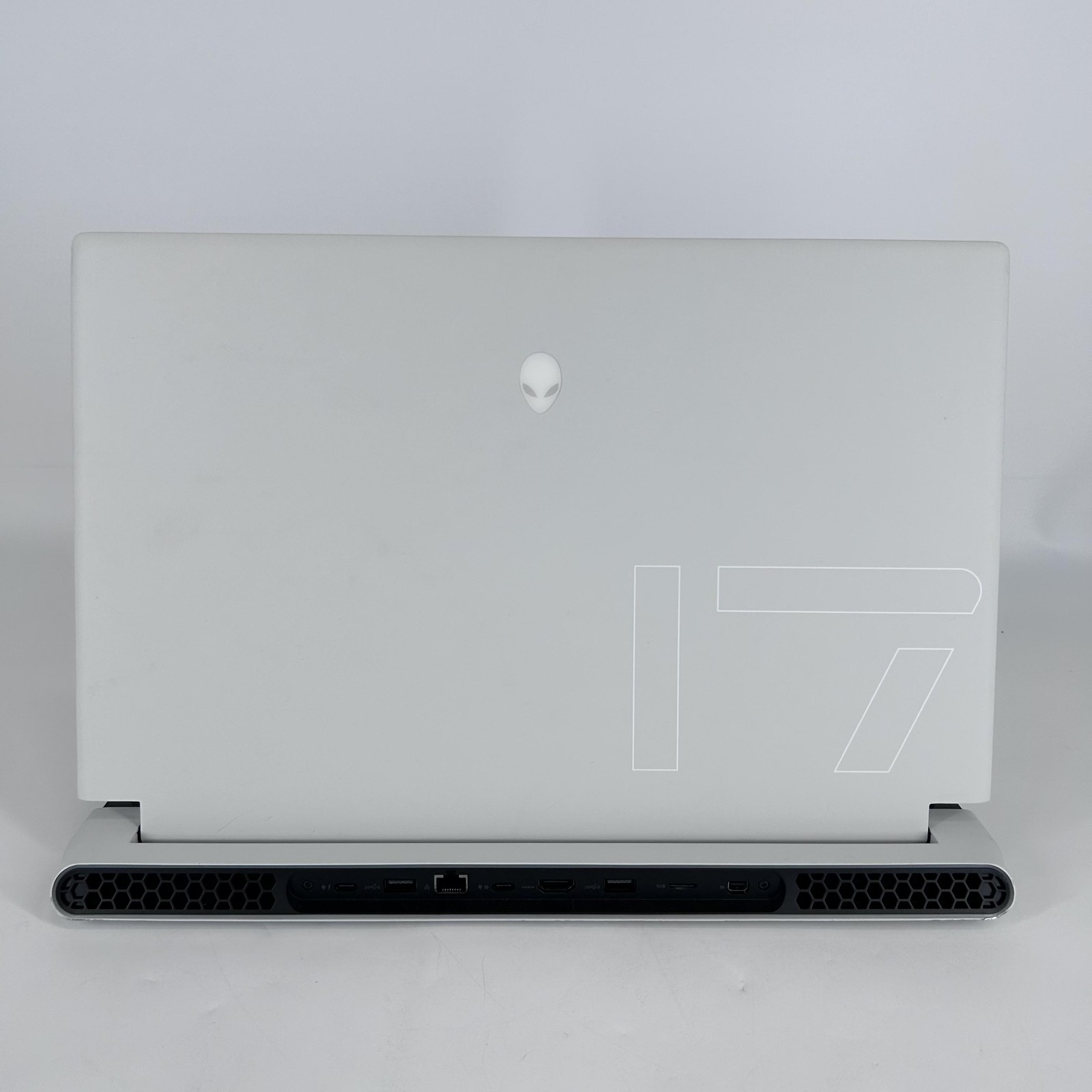 Dell Alienware X17 R1 360Hz FHD i7-11800H 2.30GHz 32GB 1TB RTX 3080 FRAME GAP