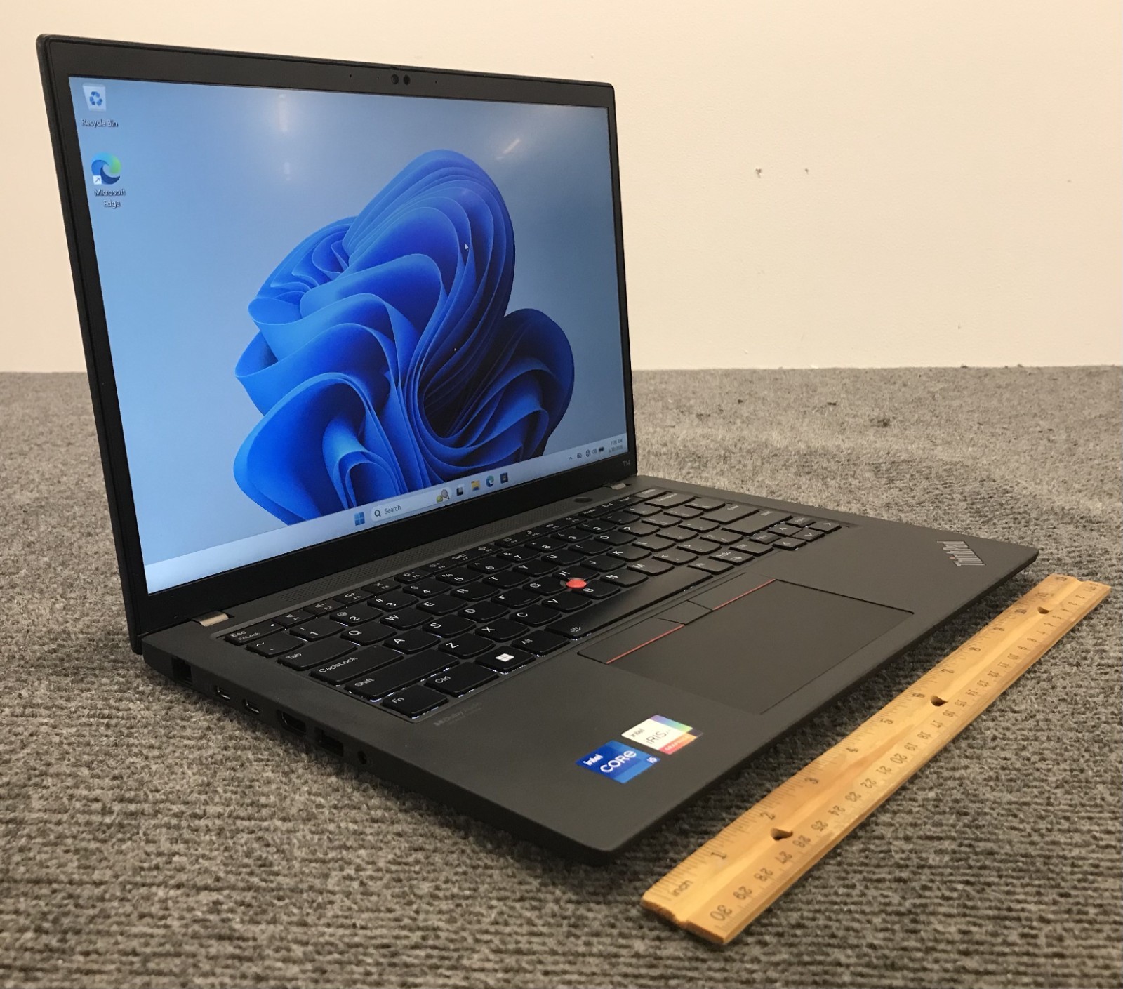 Lenovo ThinkPad T14 Gen 3 14″ Laptop i5-1235U 16GB RAM 256GB NVMe