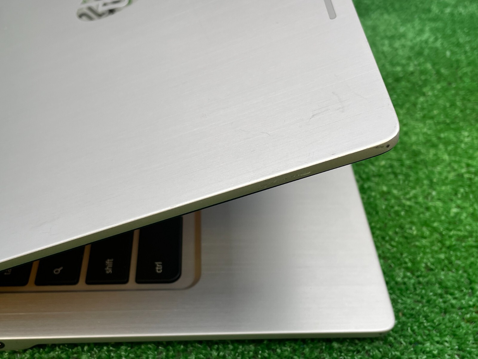 Used HP Chromebook 13 G1 Laptop Intel m7-6Y75 1.20GHz / 16GB RAM / 32GB SSD NT