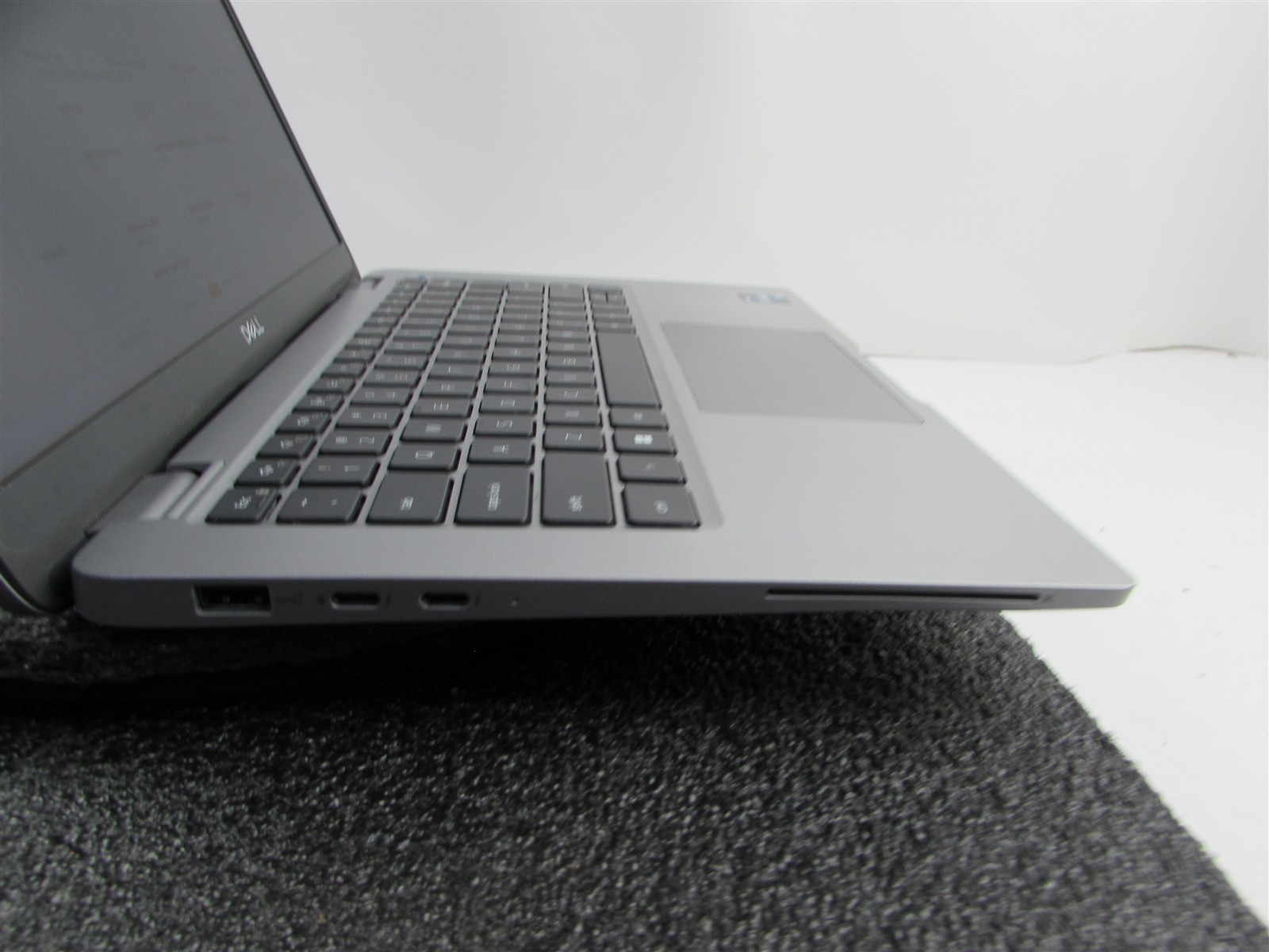DELL LATITUDE 5340 1920X1080 TOUCHSCREEN I5-1345U 512GB SSD 16GB RAM NO O.S
