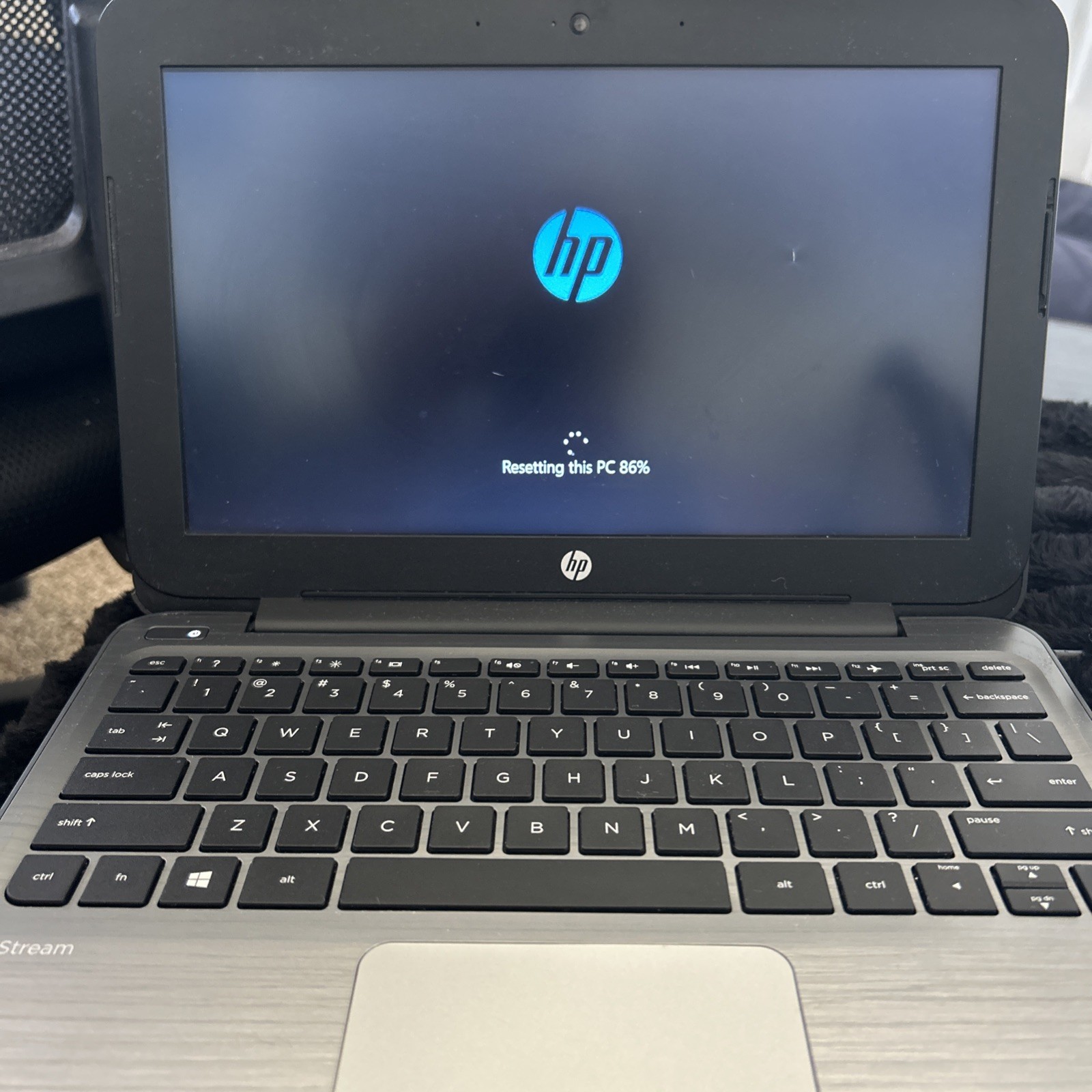 HP Stream 11 Pro G2 11.6 inch (32GB, Intel Celeron, 1.60GHz, 2GB) Laptop – Black