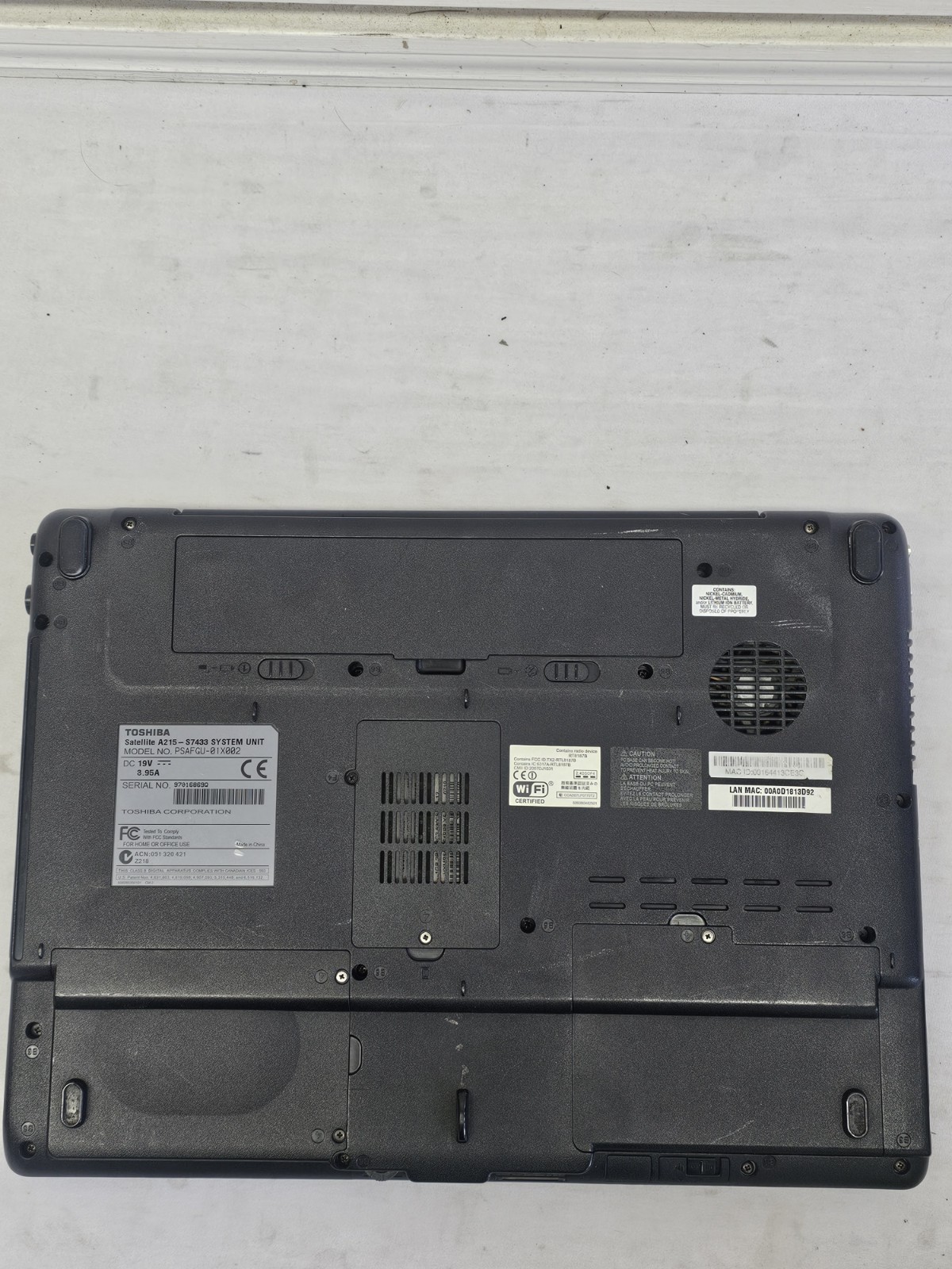 Toshiba Satellite A215-S7433 Laptop – AMD Athlon 64X2 – 2GB RAM – BAD BATT READ