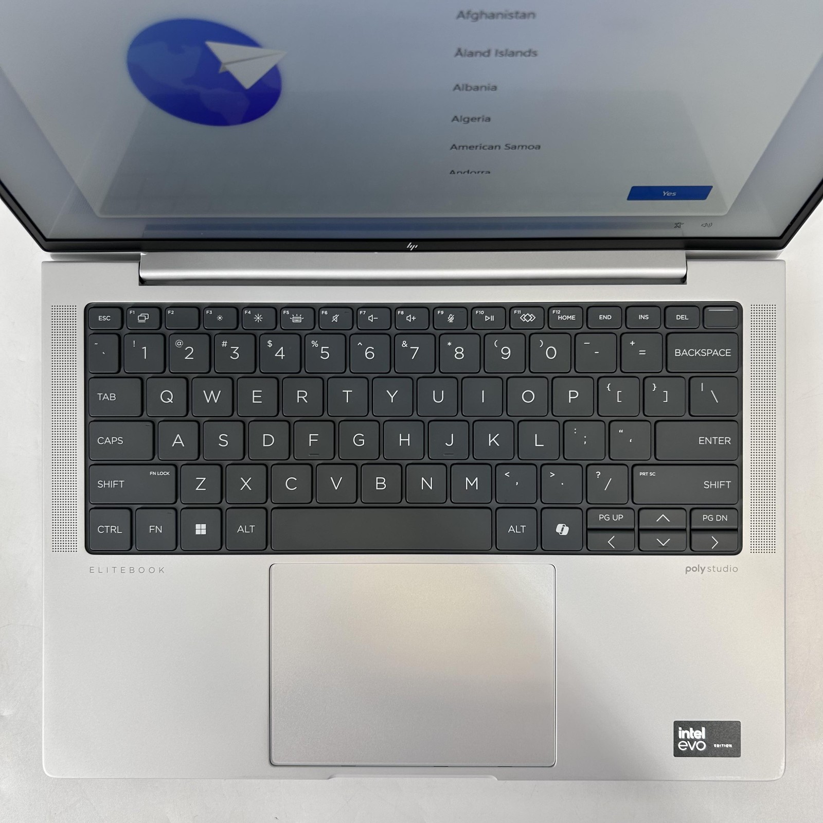 HP Elitebook 1040 G11 14 FHD+ TOUCH 1.4 GHz Ultra 7 155H 16GB 512GB SSD Good