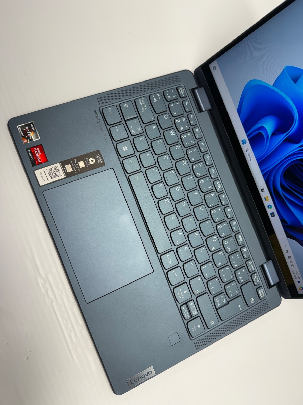 Lenovo Yoga 6 13ABR8, AMD Ryzen 5 7530U, 16GB RAM, 256GB SSD, Win 11 Pro Read*