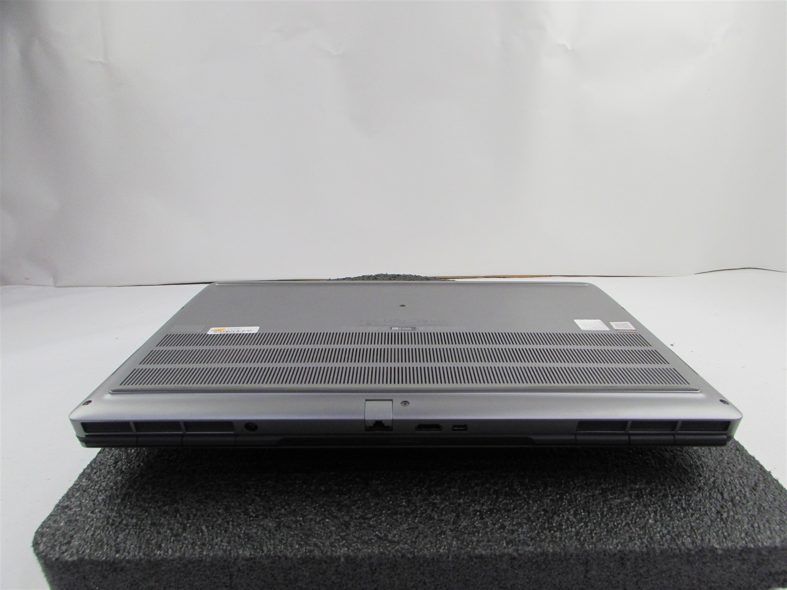 DELL PRECISION 7750 1920X1080 FHD I7-10850H 1TB 32GB RAM RTX 4000 WIN 11 PRO
