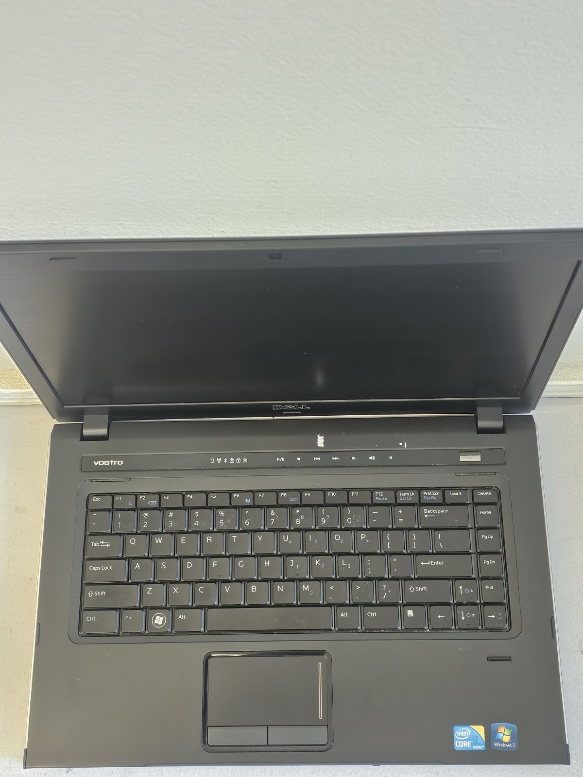 Dell Vostro 3500 Laptop – i3-M370 – 6GB RAM – 120GB SSD – BAD BATT – Windows 10