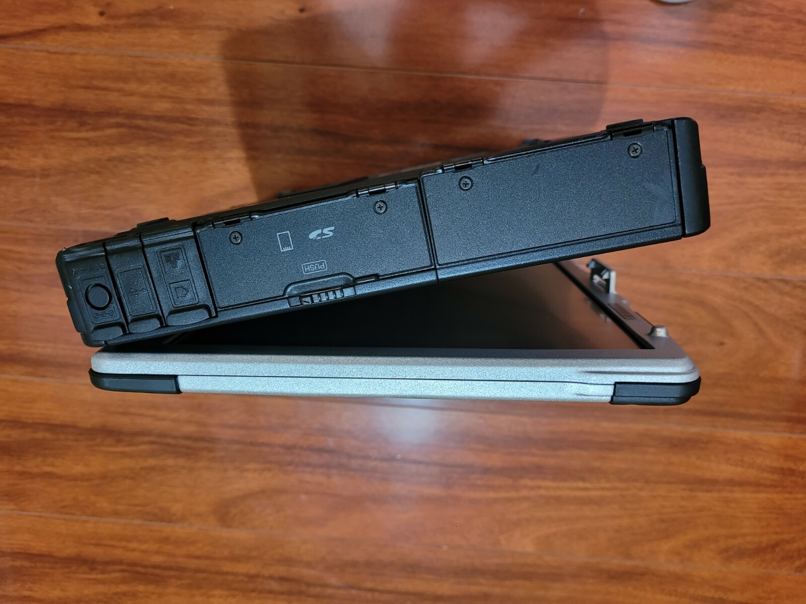 PANASONIC TOUGH LAPTOP CF29 MK4/OFFICE 2007/ 60GB /NON-TOUCH/ / DB9 SERIAL
