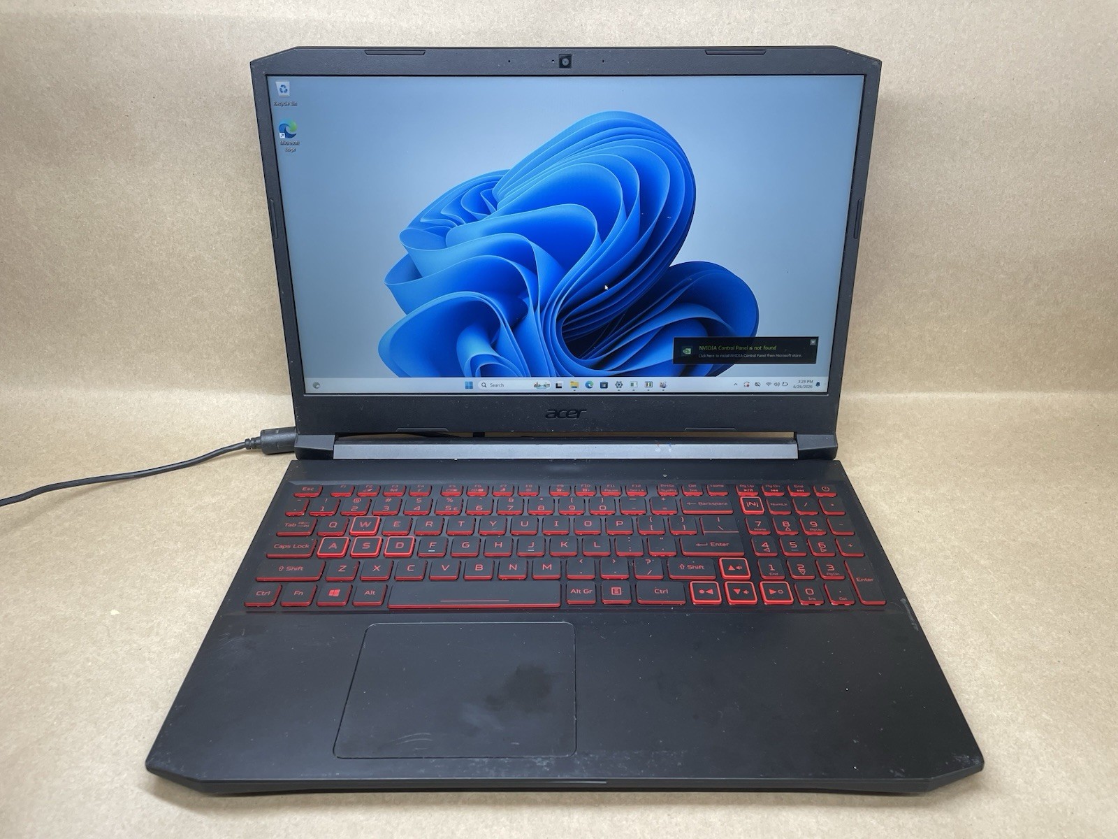 Acer Nitro 5 N20C1 i5-11400H @2.7GHz 8GB RAM 256GB SSD GTX 1650 Win11 *READ*