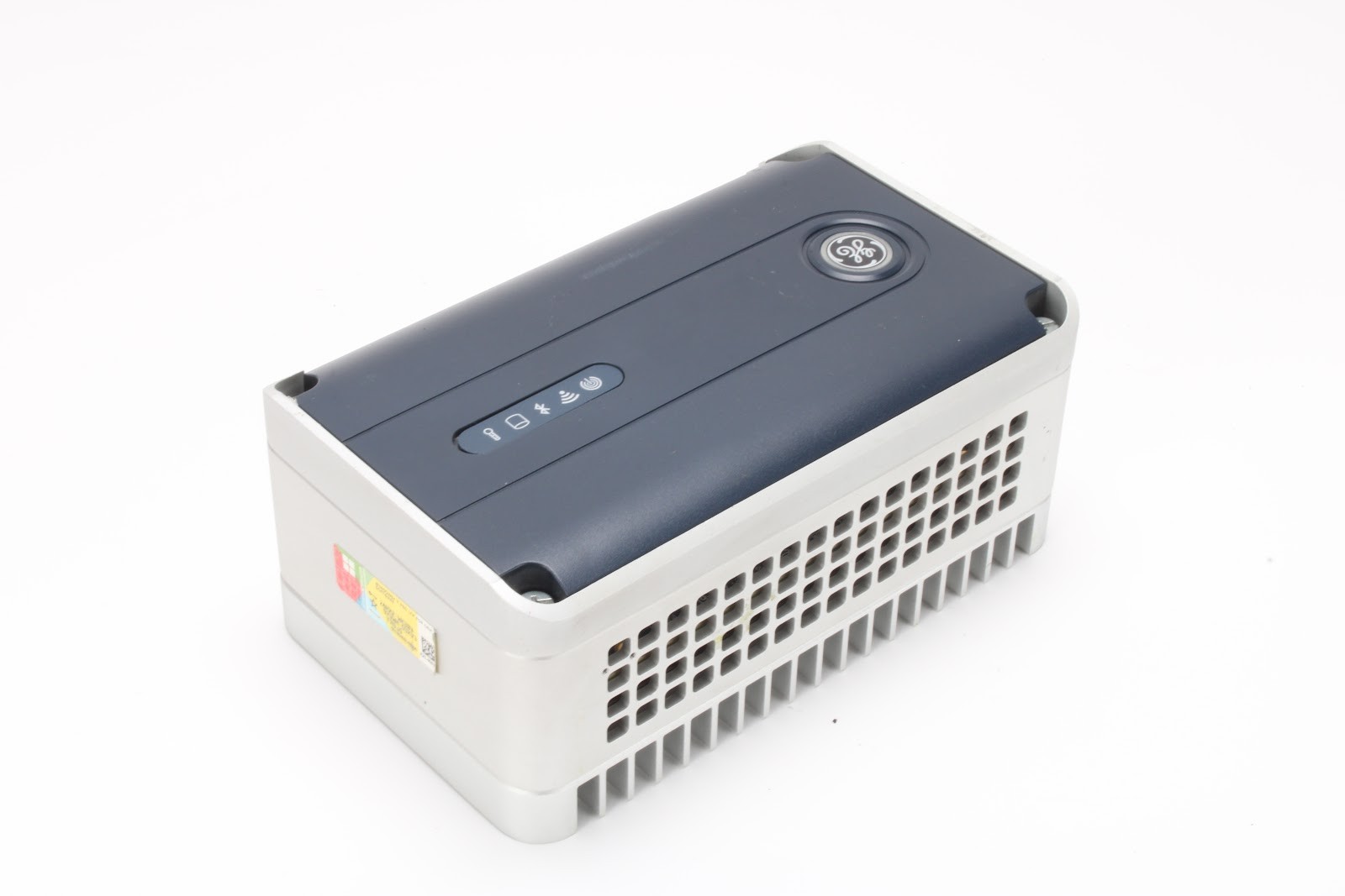 GE PACSystems RXi Box IPC ICRXIBN7M001A-BB VIA Eden X2 U4200 @ 1.0+ GHZ/4GB RAM