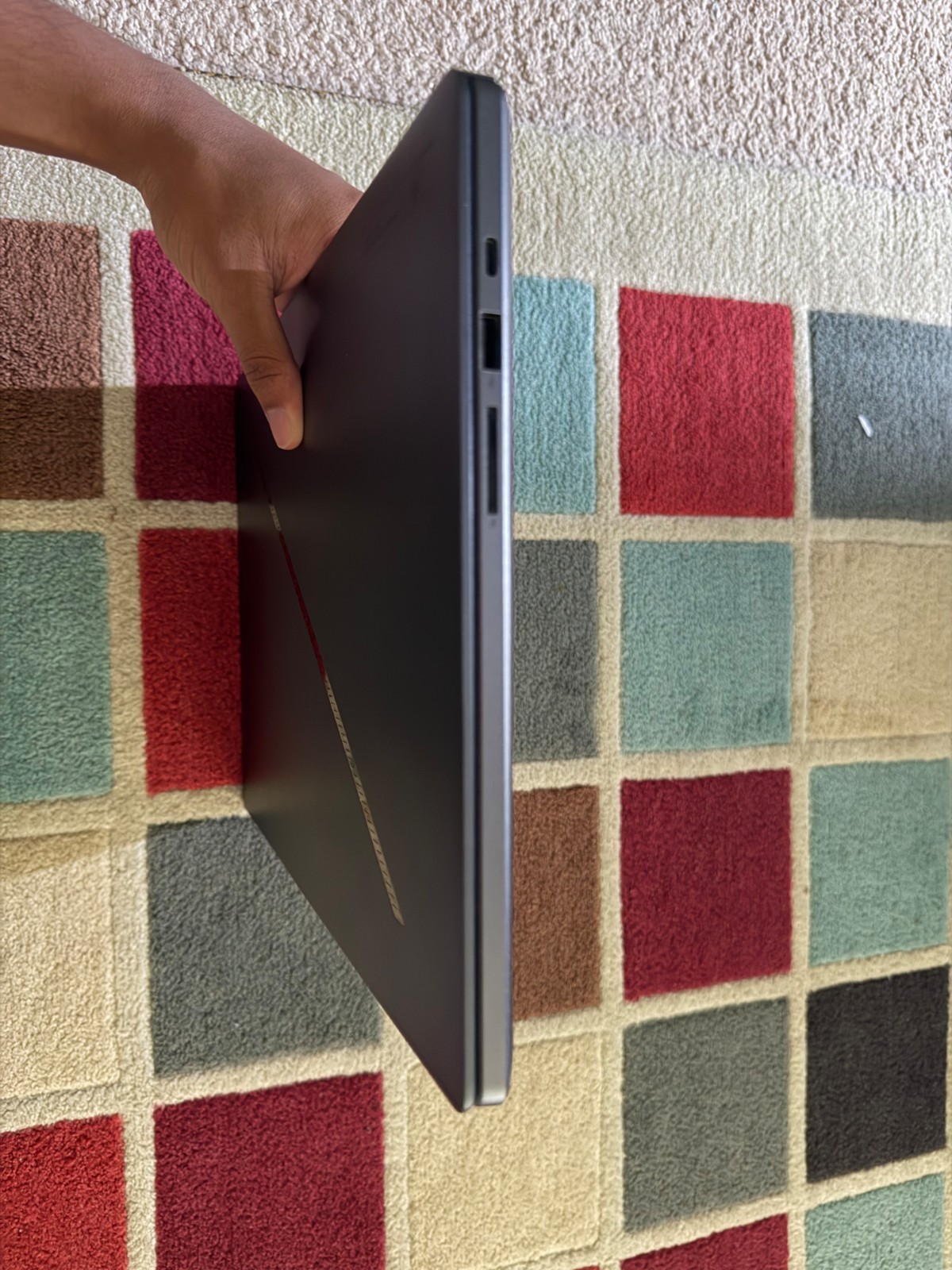 Asus Rog Zephyrus g16 ultra 9 185h RTX 4070