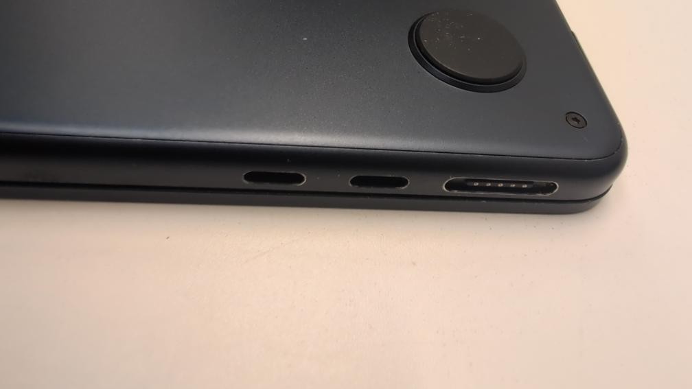 Apple Macbook Air M2 Chip A2681 (P03067016)