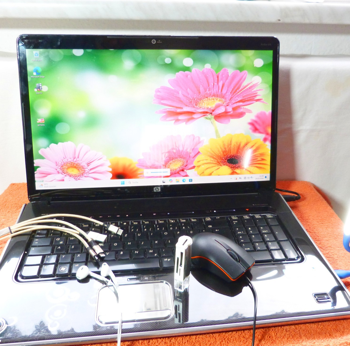 HP DV8 18″ MONSTER Bolide Cinema FULLHD l 1TB SSD Windows 11 l QUAD i7 BLURAY